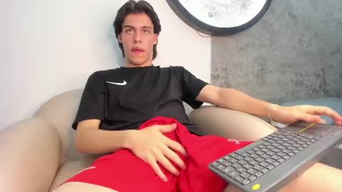 lucian_greyy online show from 10.01.25