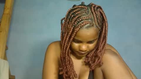 luciana012 online show from 09.30.25