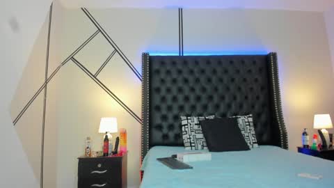 luciana_brown_ online show from 02.22.25