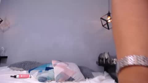 Luciana  online show from 09.27.25