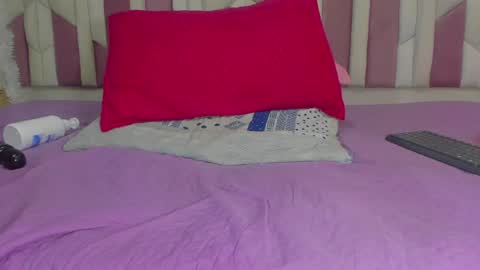 instagram luciana417  online show from 12.16.24
