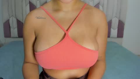 instagram luciana417  online show from 02.07.25