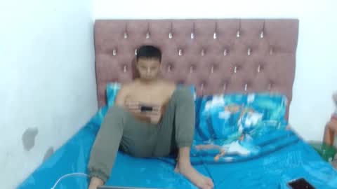 luciana_rober online show from 11.21.25