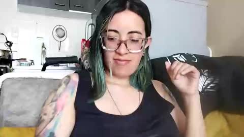 Snapshot of lucianacapisce chatting on 11.07.25 Dani 3 online show from 11.07.25