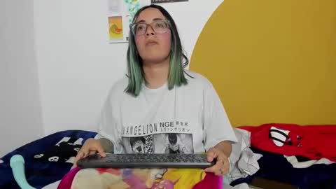 Snapshot of lucianacapisce chatting on 11.11.25 Dani 3 online show from 11.11.25