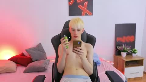 Angelok online show from 06.08.26
