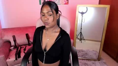     online show from 10.01.25