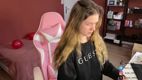 Snapshot of lucie_hot chatting on 02.03.25 Lucie hot follow me on online show from 02.03.25