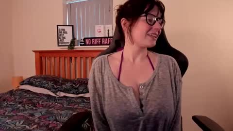 Lucie Winters online show from 01.30.25