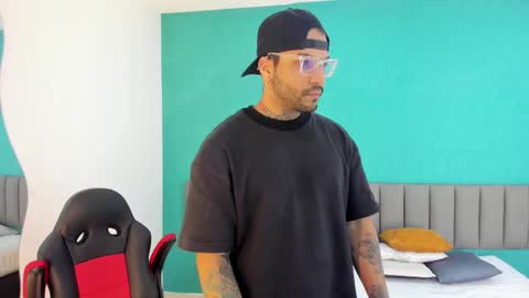 lucifer_master_666 online show from 01.14.26