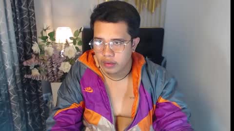 Snapshot of luciferhotcum chatting on 02.01.25 Luciferhotcum online show from 02.01.25