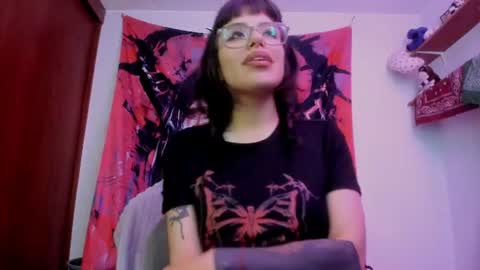 Snapshot of luciferrx666 chatting on 07.04.26 camila online show from 07.04.26
