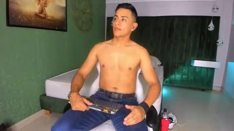 Leo online show from 11.14.25