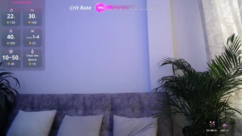 Snapshot of luciiana_lol chatting on 09.30.25 luciiana online show from 09.30.25