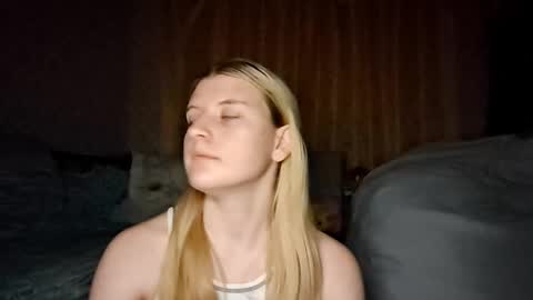 Monika online show from 10.12.25