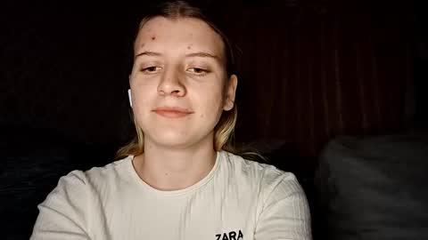 Monika online show from 10.20.25