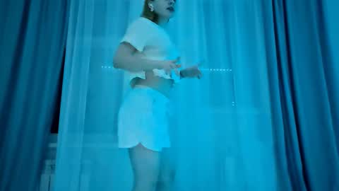 Monika online show from 11.06.25