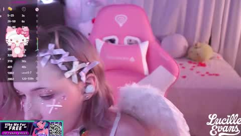 Snapshot of lucille_evans chatting on 02.14.26 Lucy UwU online show from 02.14.26