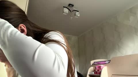 Snapshot of lucindascercy chatting on 06.30.26 Maya online show from 06.30.26