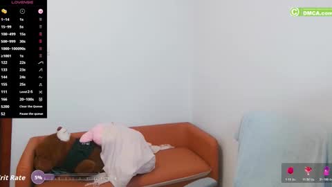 Snapshot of luckrose chatting on 11.03.25 Jinn online show from 11.03.25