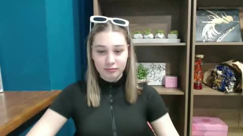 Snapshot of lucky_barbie chatting on 05.07.26 Grace online show from 05.07.26