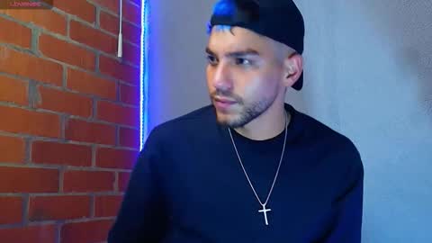 Snapshot of lucky_blessed chatting on 11.15.25 lucky_blessed online show from 11.15.25