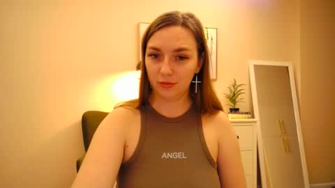 lucky_foryou_baby online show from 12.28.24