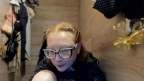 lucky_licky20 online show from 01.05.25