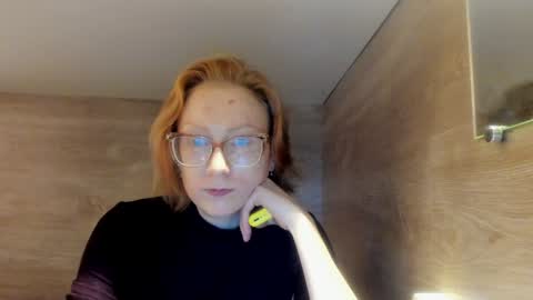 lucky_licky20 online show from 02.06.25