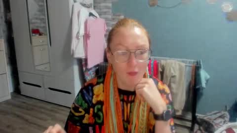 Snapshot of lucky_licky20 chatting on 10.05.25 lucky_licky20 online show from 10.05.25