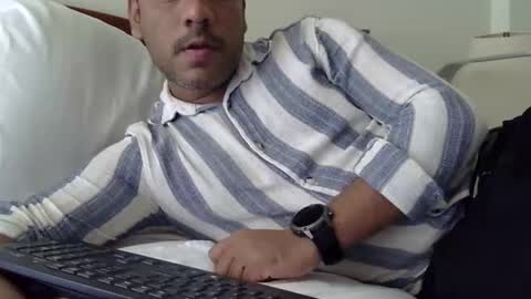 Snapshot of luckyfinalone chatting on 09.29.25 luckyfinalone online show from 09.29.25