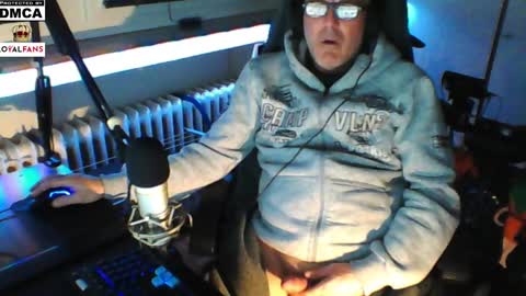        call me  Stefan online show from 12.25.24