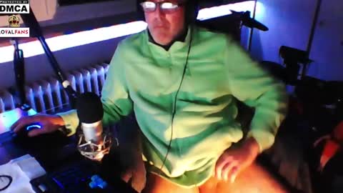        call me  Stefan online show from 02.15.25