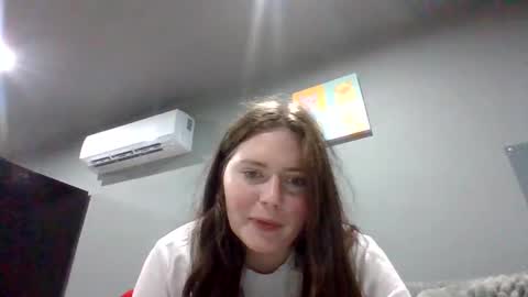 luckygirl96 online show from 09.20.25