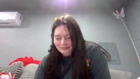 Snapshot of luckygirl96 chatting on 10.25.25 luckygirl96 online show from 10.25.25