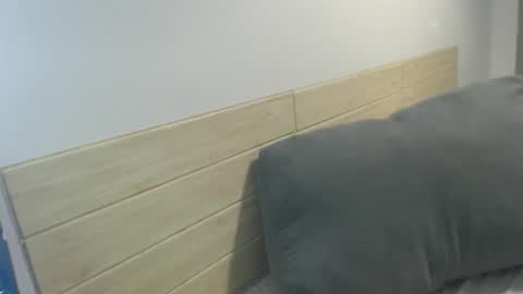 Snapshot of luckyisa chatting on 11.03.25 angelisa online show from 11.03.25