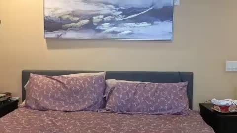 Snapshot of luckylee1992 chatting on 10.21.25 luckylee1992 online show from 10.21.25