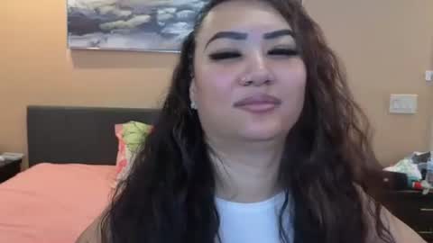 luckylee1992 online show from 11.22.25