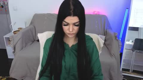 Monika online show from 10.03.25