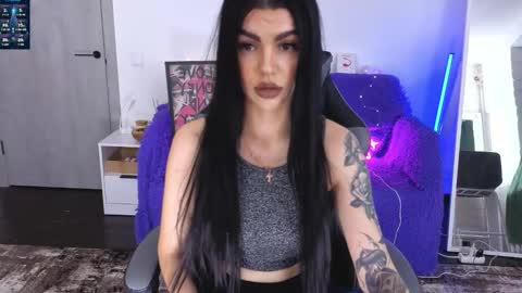 Monika online show from 12.04.25