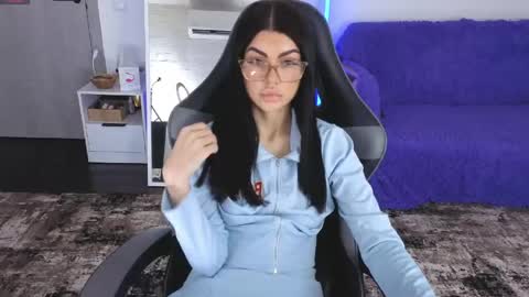 Monika online show from 04.24.26