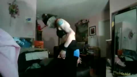 luckytrustme online show from 04.22.26