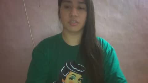 Snapshot of luckyts_cumx chatting on 12.29.24 luckyts_cumx online show from 12.29.24