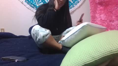 Snapshot of luckyts_cumx chatting on 02.04.25 luckyts_cumx online show from 02.04.25