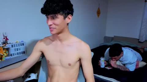 Lu Independent Model online show from 11.29.25