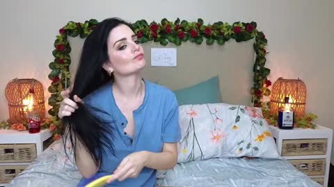 Lucy online show from 01.15.25