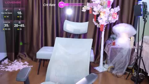 Lucy online show from 02.03.25