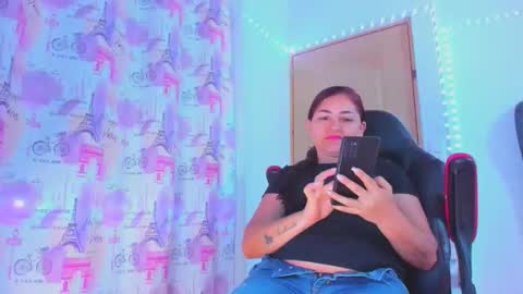 Snapshot of lucy_chanell chatting on 05.17.26 lucy online show from 05.17.26