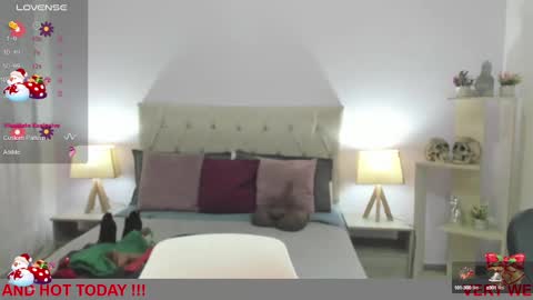 Snapshot of lucy_hot77 chatting on 12.04.24 Lucia online show from 12.04.24