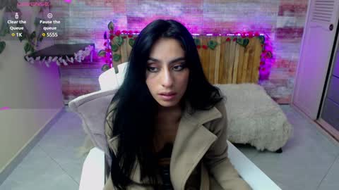 Luciana online show from 12.03.24